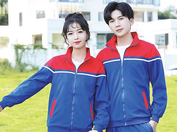 中学校服