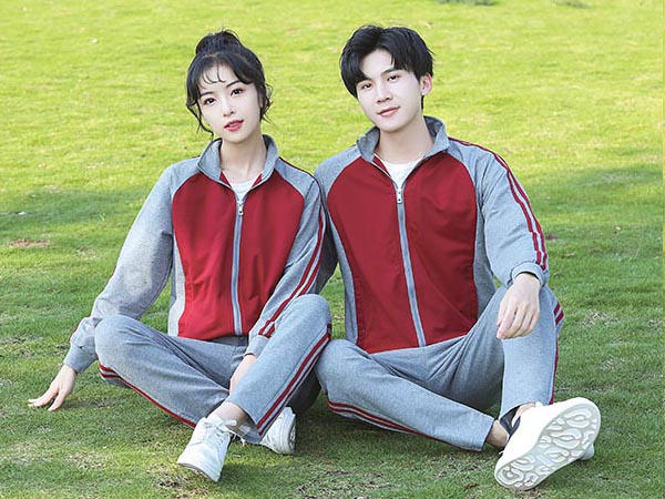 中学校服